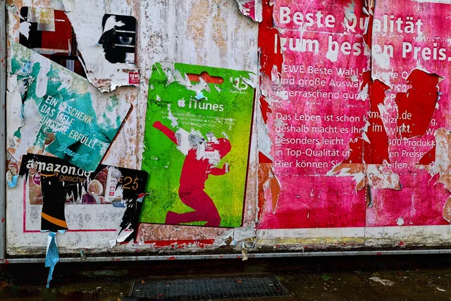 advertisement, billboard, decay, multicoloured, city advertising. Outdoor advertising CPM ranges: what the numbers can and cannot show